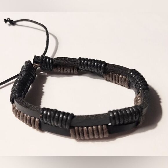 Men's bracelet leather layered brown new d66 - Picture 1 of 1